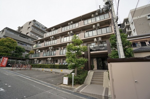 建物外観　オンライン内覧実施中
