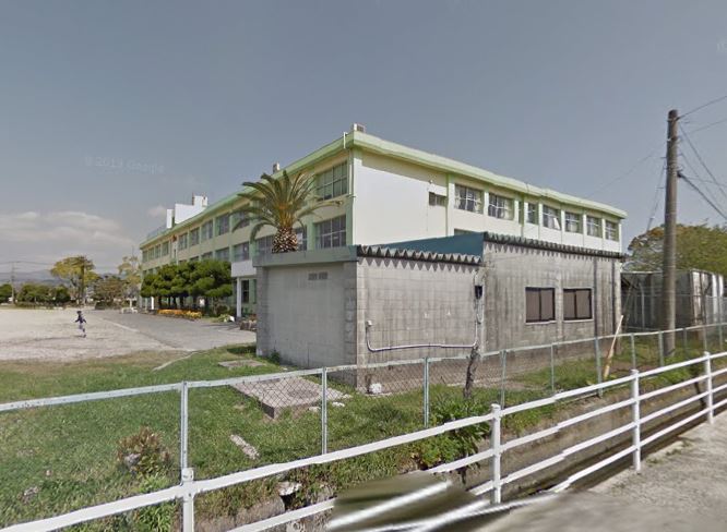 小学校　行橋市立今元小学校（小学校）まで1935m