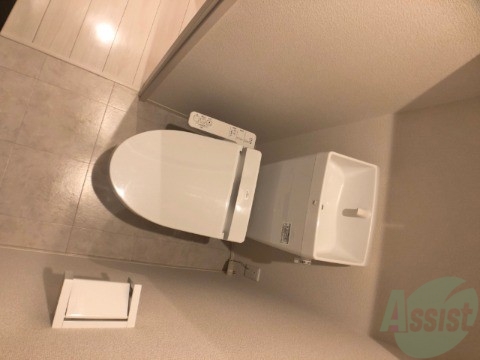 トイレ　ウォシュレット付きのトイレです。シャワートイレは日本の宝。