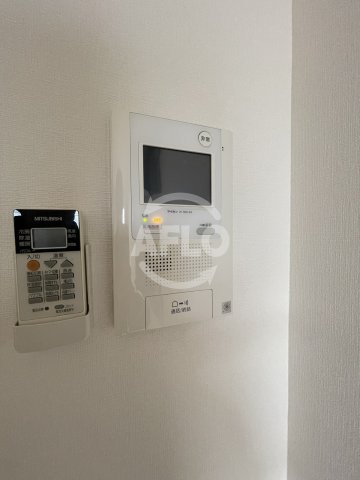 セキュリティ　ヴィルヌーブ中之島　モニター付きインターホン