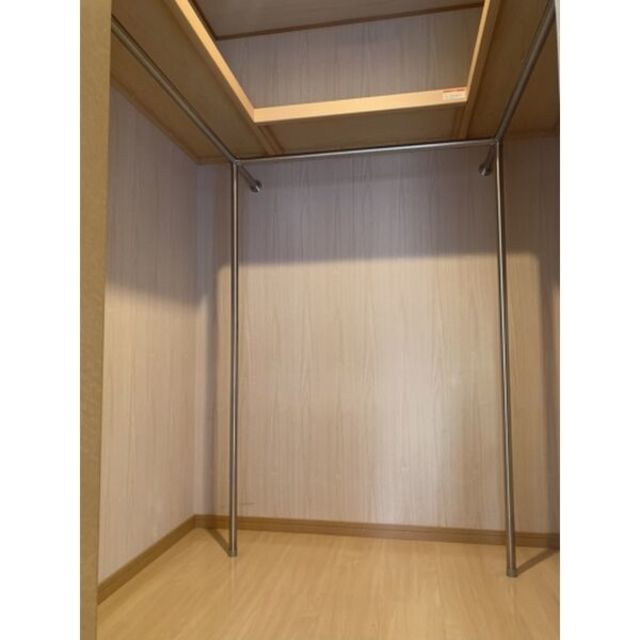 その他　【収納】別部屋の写真です。現況優先となります。