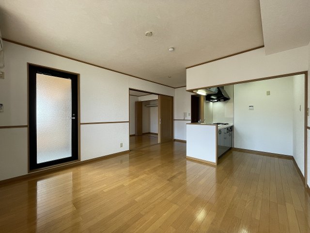 居室・リビング　※室内写真は全て別部屋のものです。