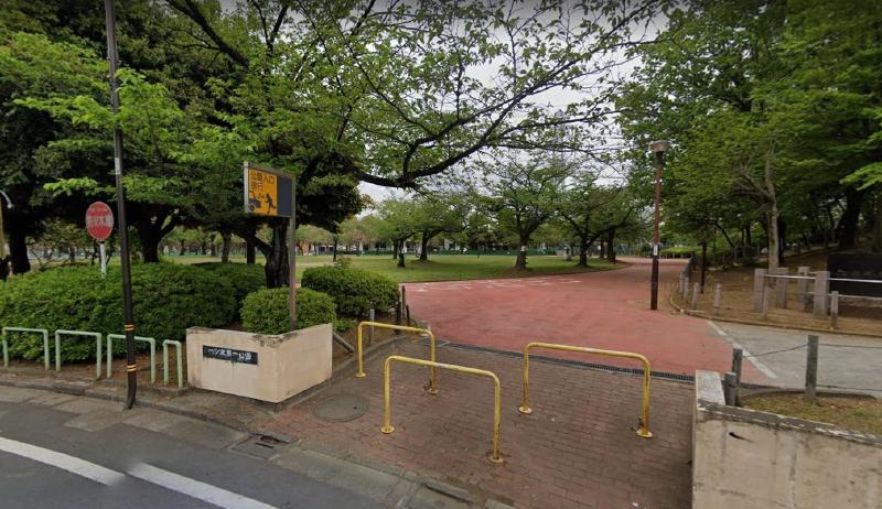 公園　一ツ家第一公園（公園）まで330m