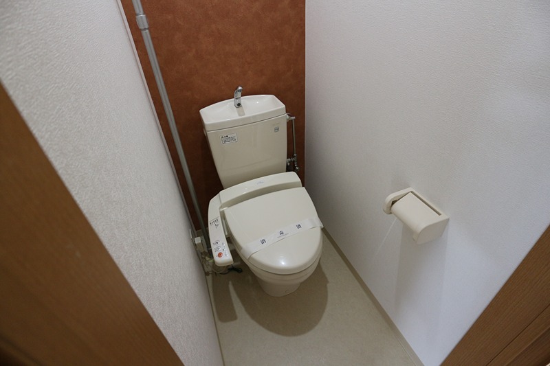 花林ハイツIIIのトイレ写真