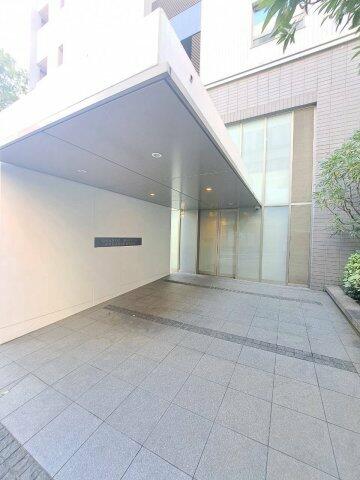 エントランス　エントランス入口