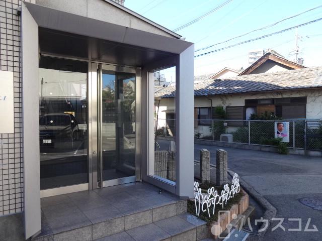 エントランス　マンションエントランスはこちらです♪