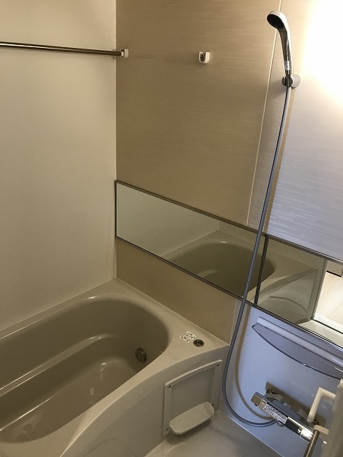 Log初台 礼敷ゼロゼロ マンション Hの風呂写真