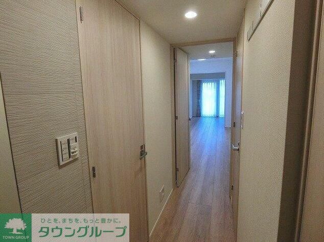 東京メトロ有楽町線 江戸川橋駅 徒歩9分 7階建 築6年の玄関写真