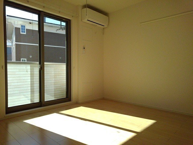 居室・リビング　居間です