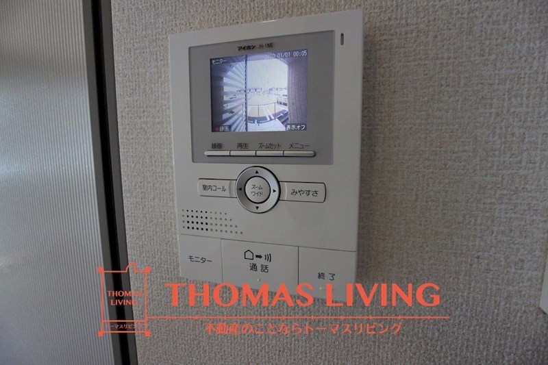 セキュリティ　モニター付インターホンで来客者の顔が見れて安心です。