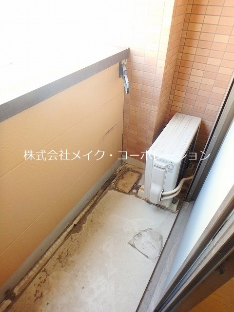 地下鉄空港線 西新駅 徒歩10分 3階建 築20年の内装写真