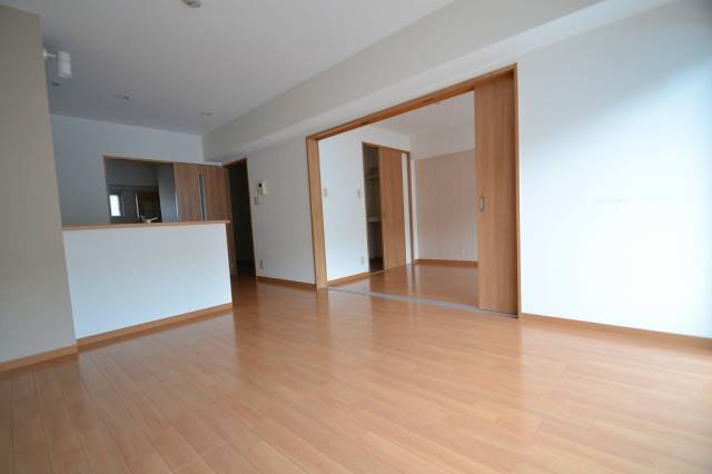 居室・リビング　※他の部屋参考写真