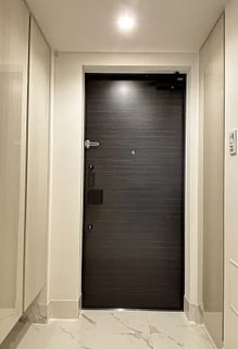 玄関　別部屋参照