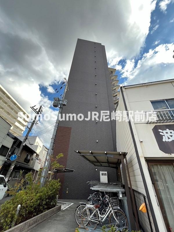 エントランス　清潔なエントランスです