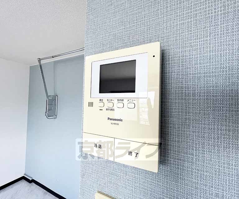 セキュリティ　ＴＶモニターホンで訪問者を確認できて安心です。