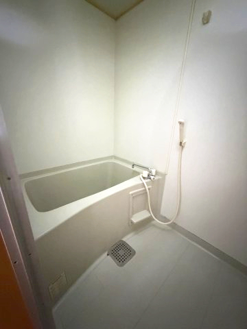 メゾン西宇部の風呂写真
