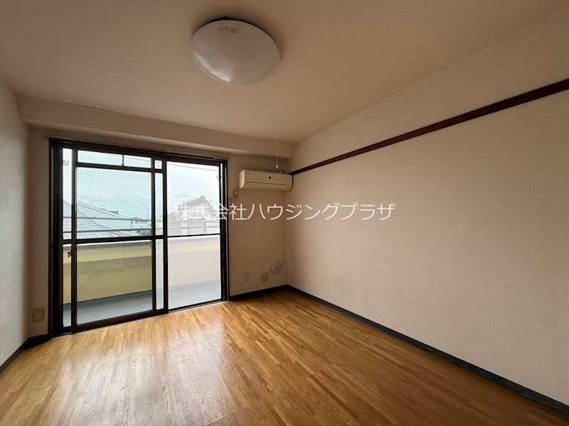 その他部屋・スペース　6.0帖洋室窓方向