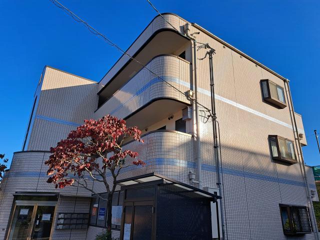 メゾネット高槻の外観写真