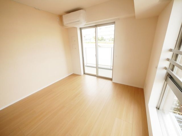 スタイリオ梶が谷の居間写真