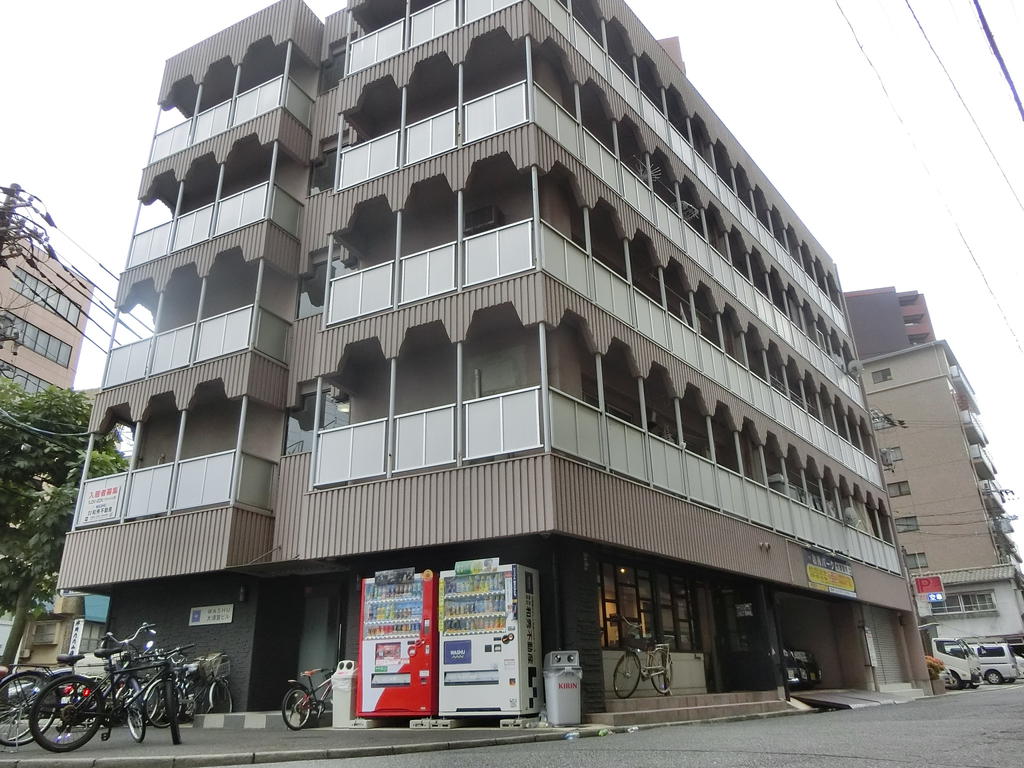 和秀大須賀ビルの建物外観