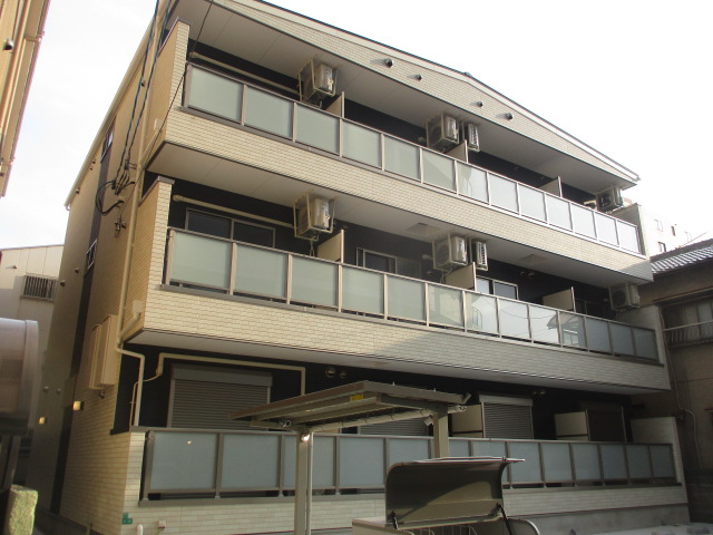 大阪市住之江区南加賀屋のアパートの建物外観