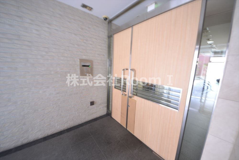 エントランス　建物の内部です
