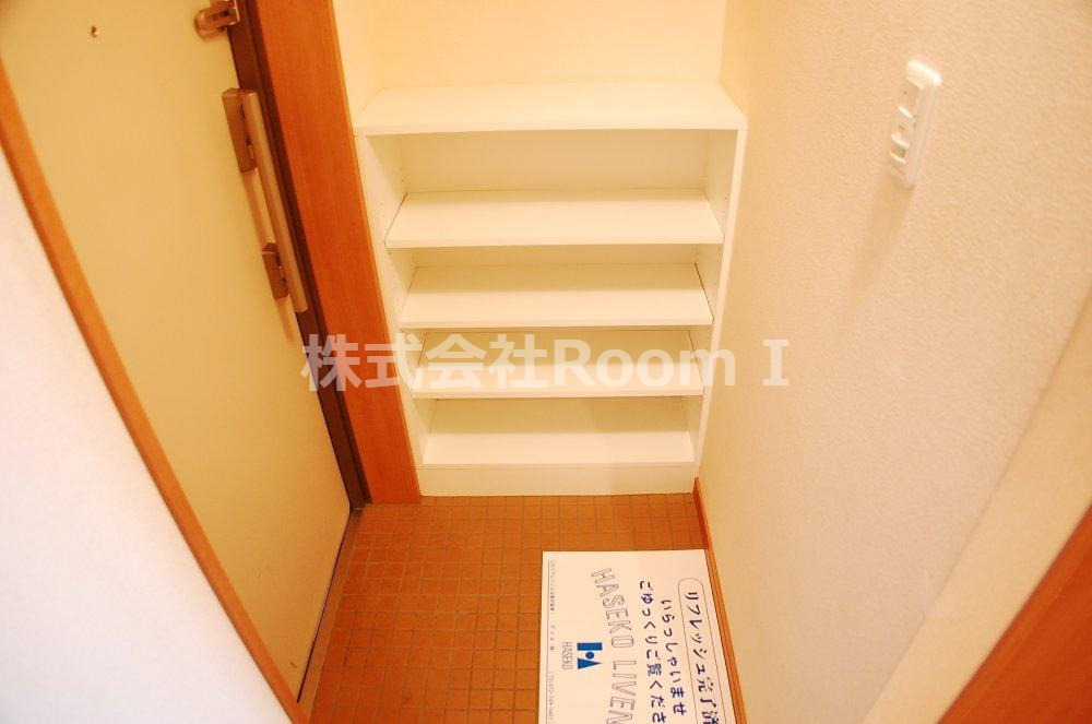 玄関　落ち着いた玄関です