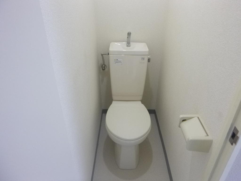 ニックハイムのトイレ写真