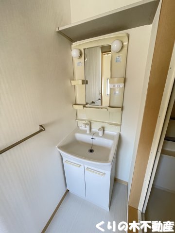 洗面設備　洗面所です