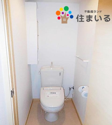 トイレ　※写真は同型タイプとなります