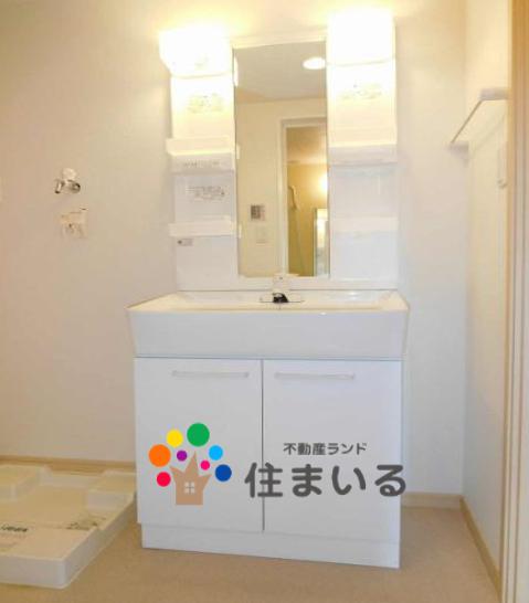 洗面設備　※写真は同型タイプとなります