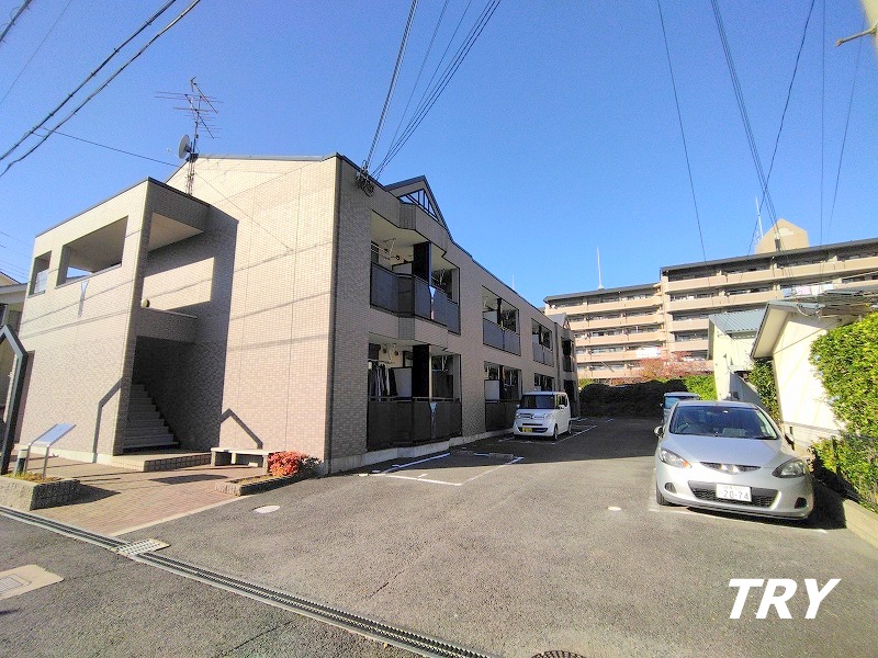 駐車場　敷地内駐車場