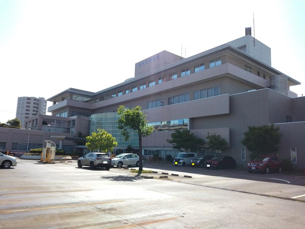 病院　社会医療法人新潟臨港保健会新潟万代病院（病院）まで586m