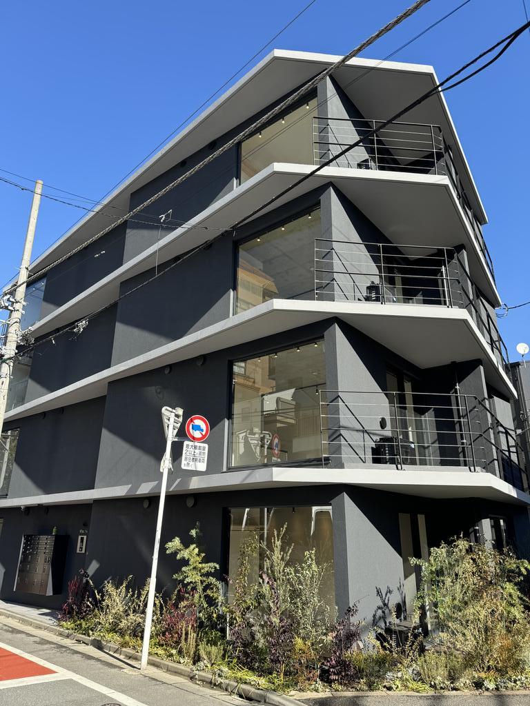 建物外観　スタイリッシュな外観