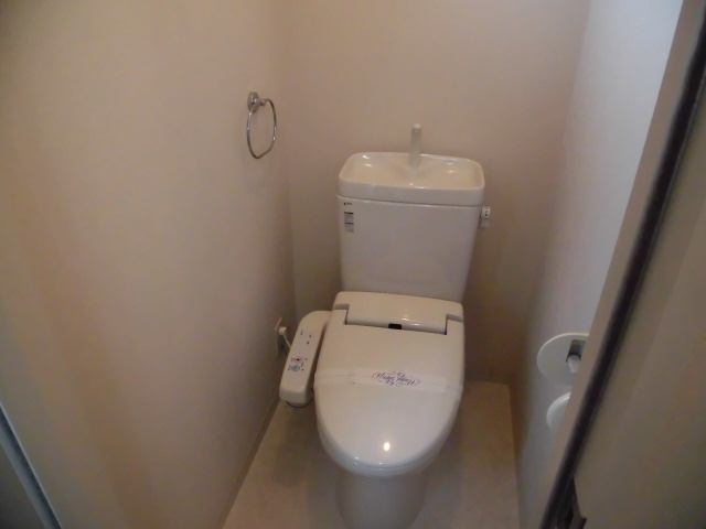ピュア宮本 3番館のトイレ写真