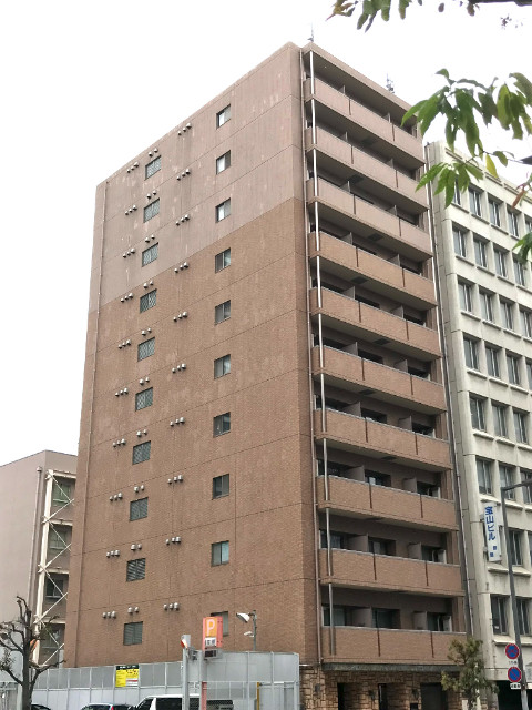 大阪市北区南扇町のマンションの建物外観
