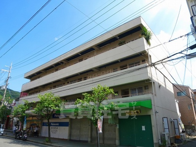 隅田マンションの建物外観