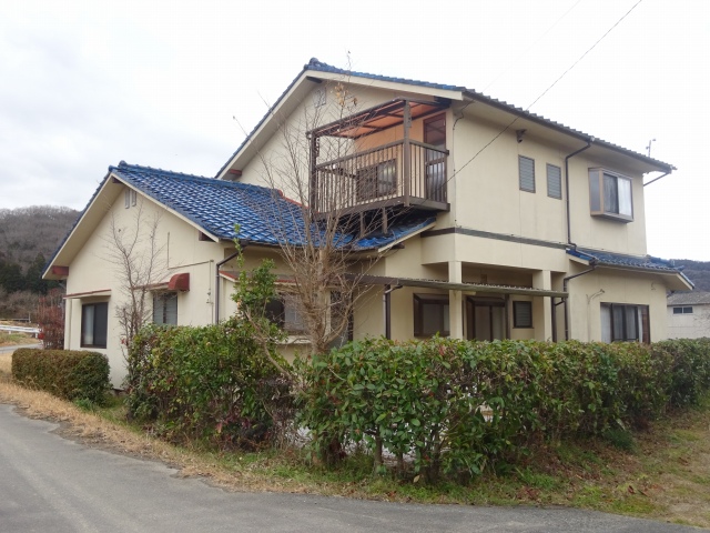 上郡町中野貸家の建物外観