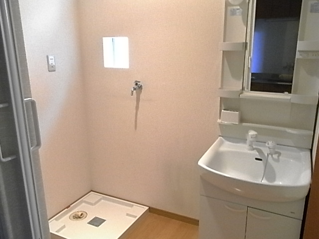 洗面設備　洗面所には、洗濯機置場もあります