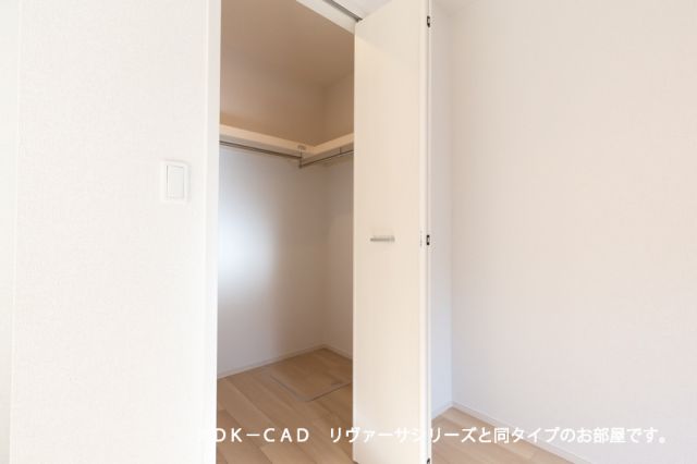 【クリスタル・Ｄｏｏｒの収納】