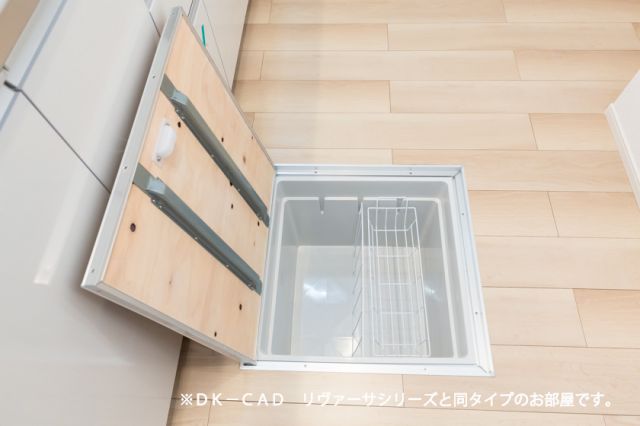 【クリスタル・Ｄｏｏｒのその他】