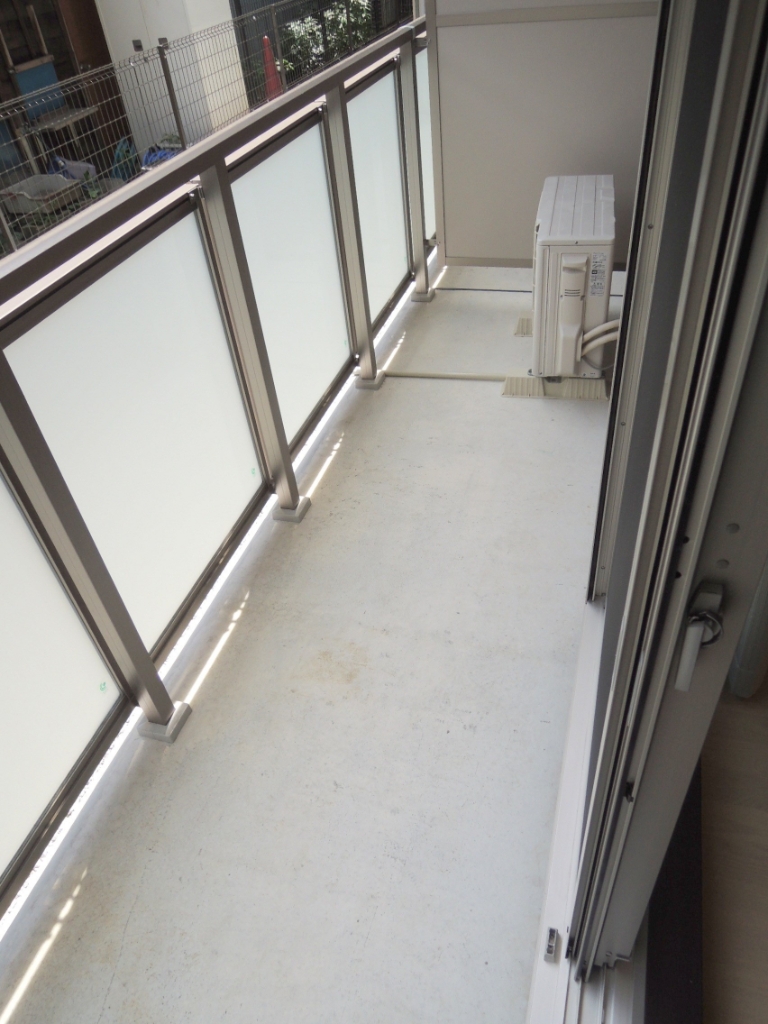 バルコニー　ベランダ