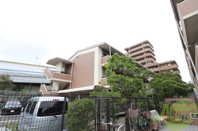 芦屋市大東町のマンションの建物外観