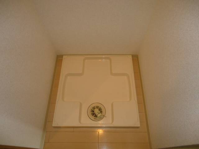 その他設備　洗濯機置場