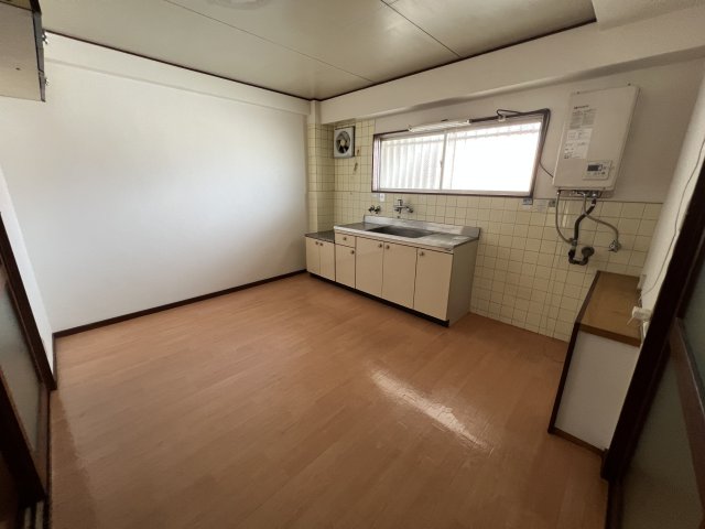 マンション雄姿の居間写真
