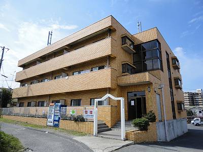 【神戸市西区伊川谷町有瀬のマンションの建物外観】