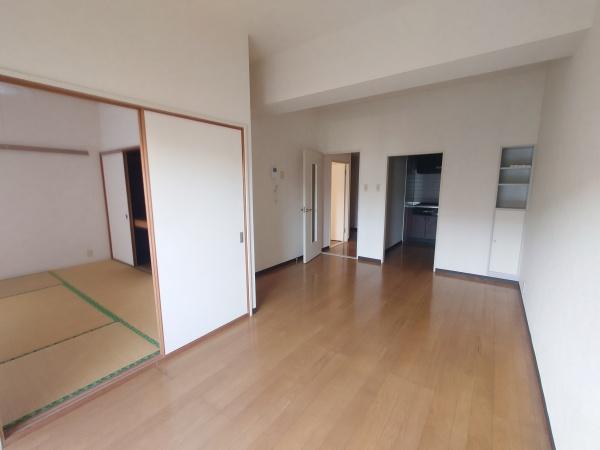 昭和マンション千石町の居間写真
