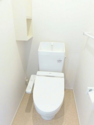 トイレ　シンプルで使いやすいトイレです
