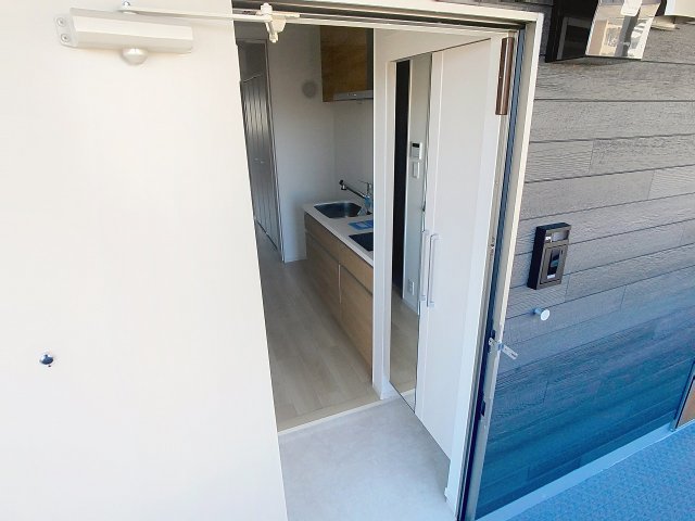 玄関　2025年7月撮影※現況を優先します。