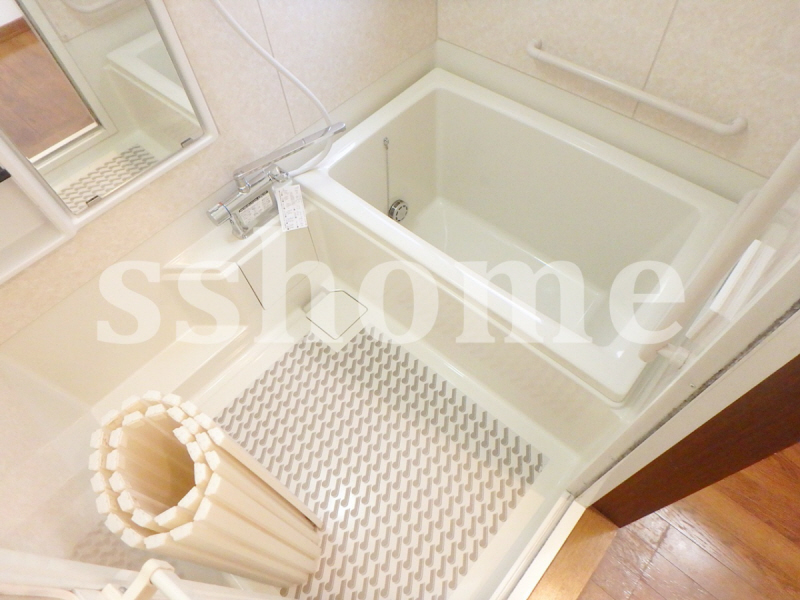 バス・シャワールーム　追い炊き